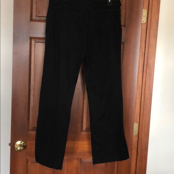 Bandolino Ankle Pant - Picture 2 of 7